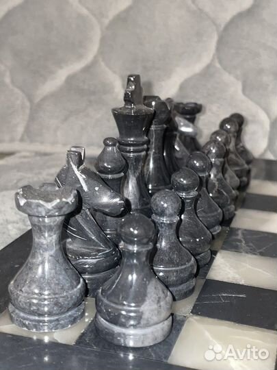 Шахматы из мрамора