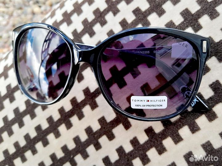 Солнцезащитные очки