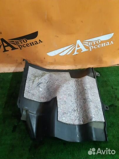 Обшивка багажника правая Hyundai Accent 2008