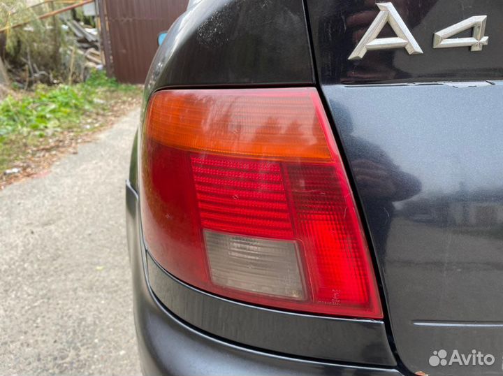 Фонарь задний левый Audi A4 B5