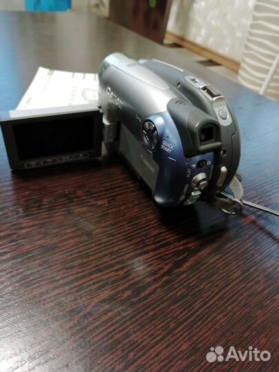 DVD-видеокамера canon