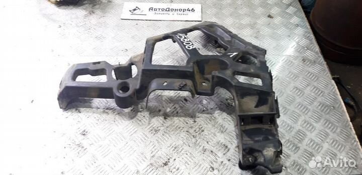 Кронштейн заднего бампера левый Renault Megane 3