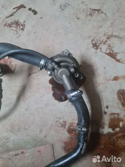 Kawasaki zx9r помпа с маслянным насосом 2000 год