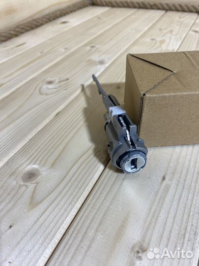 Личинка замка зажигания Honda Accord 7,8 CU2 CU1