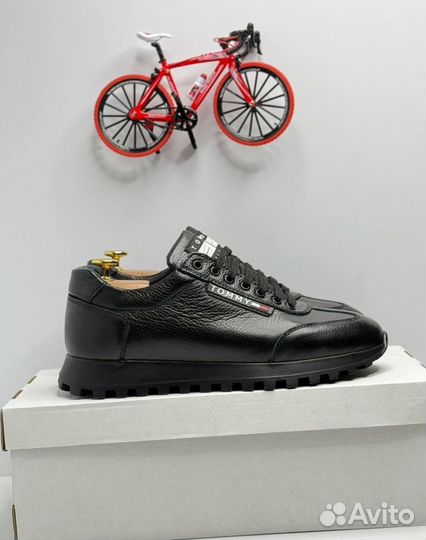 Кроссовки Tommy Hilfinger надежные