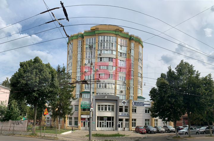 Помещение с ремонтом в центре города, 224 м²