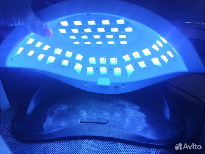 Лампа для ногтей