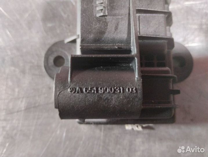 Реле свечей накала Mercedes Glc X253 OM651 2.2 CDI