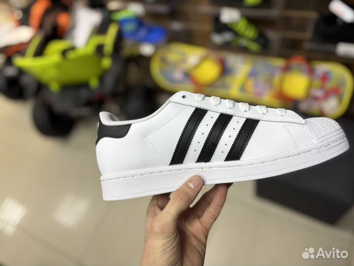 Adidas мужские кроссовки superstar