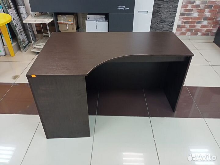 Компьютерный угловой стол simple SE-1400(R), правы