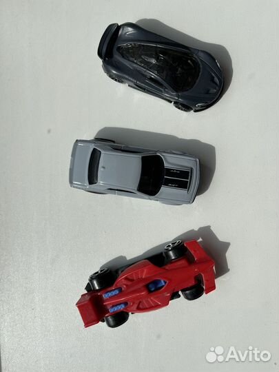 Машинки hotwheels