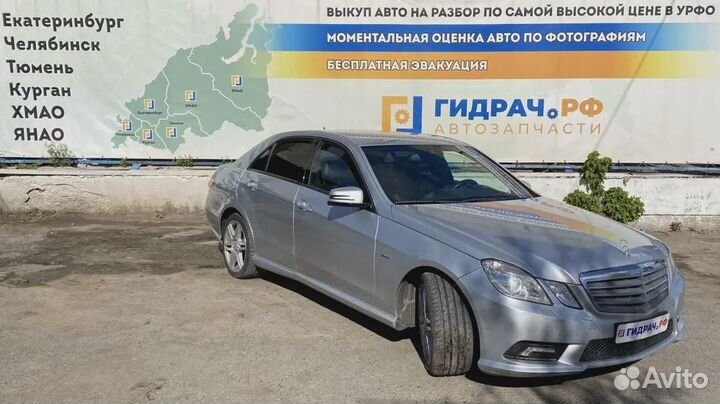 Накладка панели приборов Mercedes-Benz E-Class 200