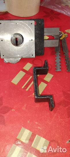 Замок реечный накладной цена