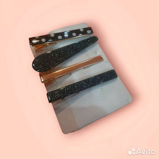 Заколки для волос