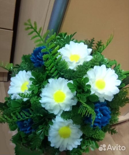 Букет цветов из мыла в корзинке