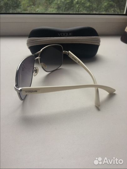 Женские очки Vogue