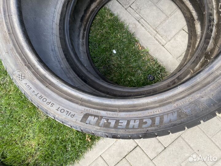 Michelin Pilot Sport 4 SUV 295/35 R21