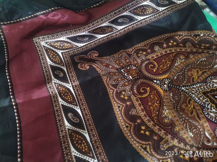 Шарфы платки палантины