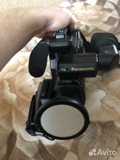 Видеокамера Panasonic M3000