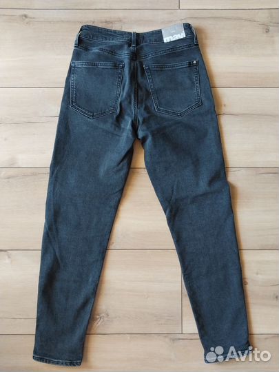 Джинсы