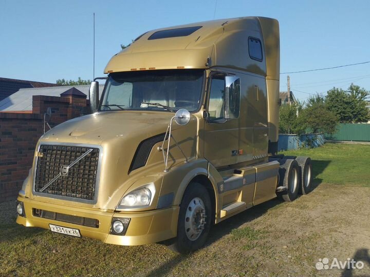 Volvo VNL 64T, 2005