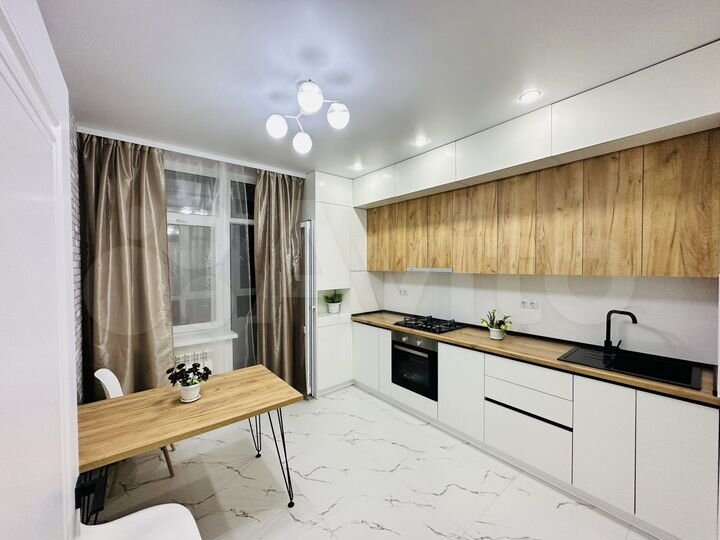 2-к. квартира, 55 м², 9/18 эт.