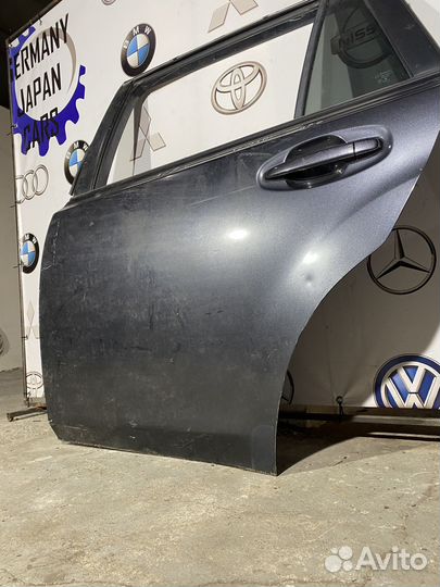 Задняя левая дверь Subaru Outback BR9