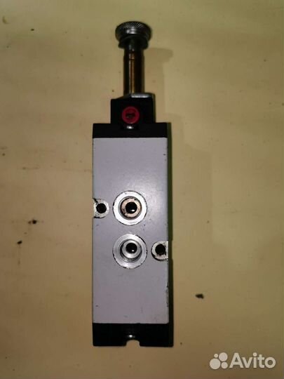 Пневмораспределитель camozzi