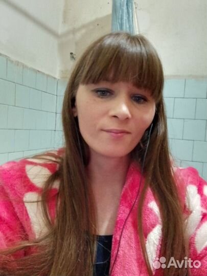 Расклейщик объявлении реклам