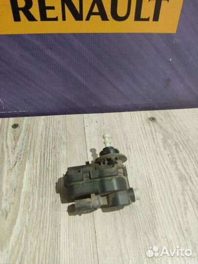 Корректор фары Renault clio 3