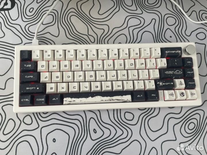 Кастомная механическая клавиатура на базе gmk67