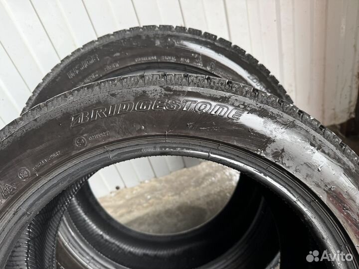 Bridgestone Blizzak Ice 225/50 R17 98T