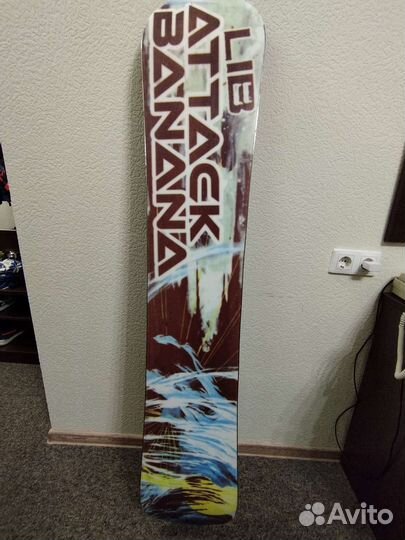 Сноуборд LIB tech Attack banana 156