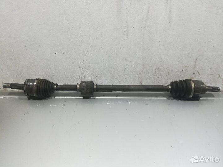 Привод (полуось) правый Hyundai Rio 3
