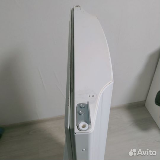 Дверь холодильной камеры холодильника Gorenje