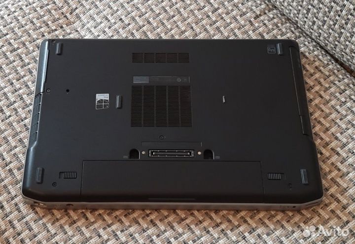 Мощный Dell Latitude i5 3340M/ NVS 5200M/6-OZU