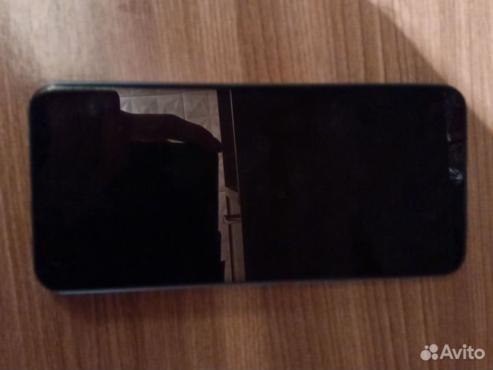 Телефон techno spark 7