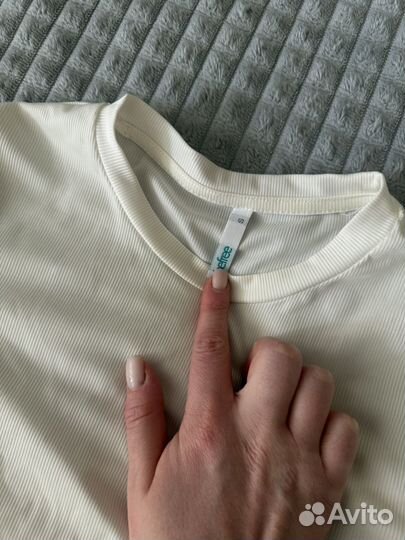 Топ женский с длинными рукавами лонгслив короткий