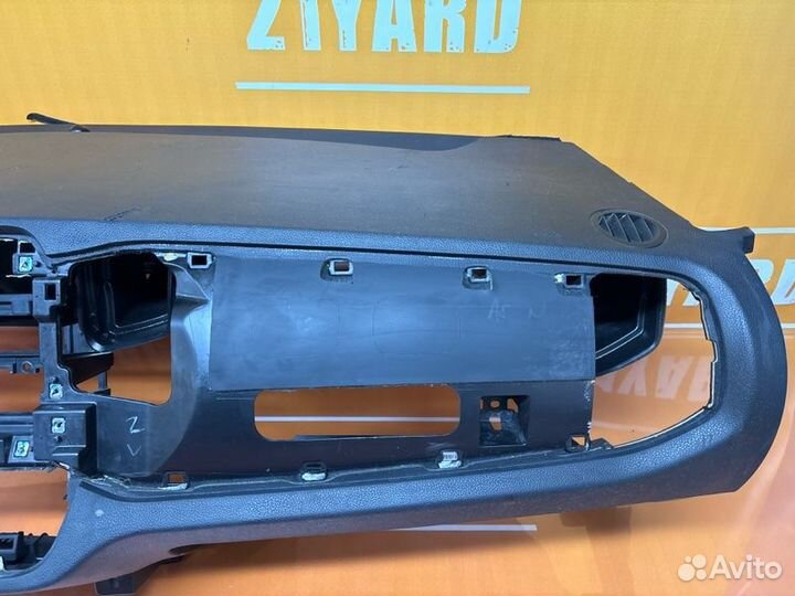 Торпедо Kia Sportage