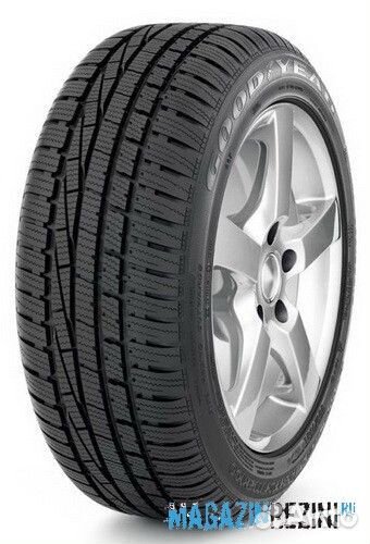 Goodyear UltraGrip Performance 215/60 R17 96H