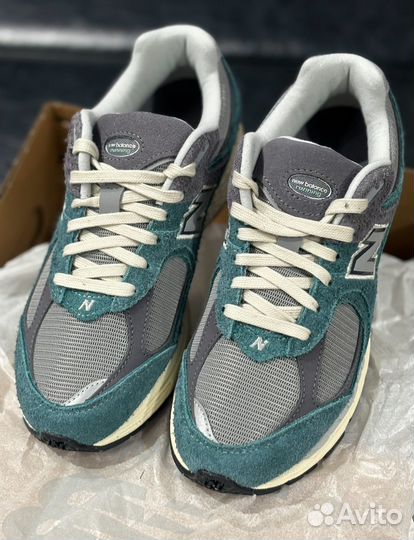 Кроссовки New Balance 2002r оригинальные