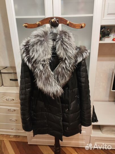 Куртка кожаная женская с капюшоном 46