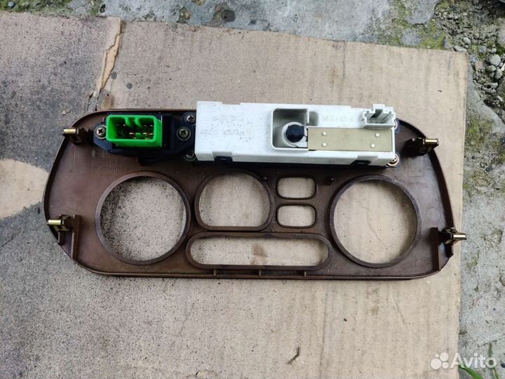 Рамка под дерево ммс с миром