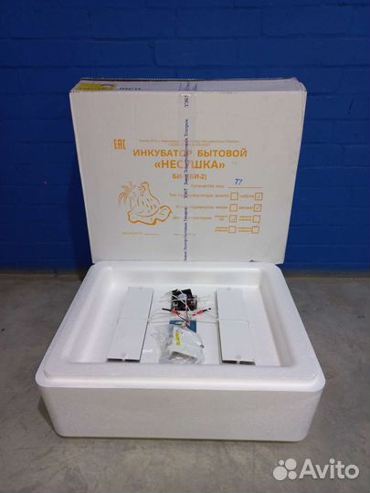 Инкубаторы 77 яиц Несушка(Россия)