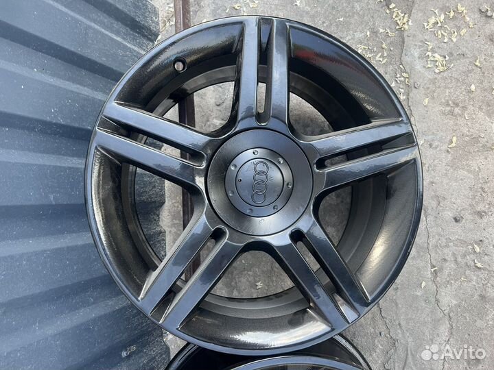 Диски Audi Black R17 5/112