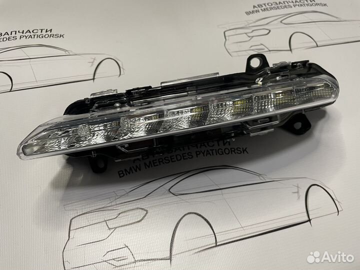 Левый дневной ходовой огонь Mercedes W221 новый