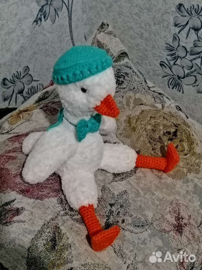 Гусик вязаный