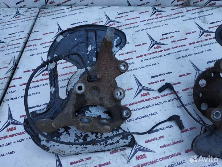 Кулак поворотный w204 Mercedes передний