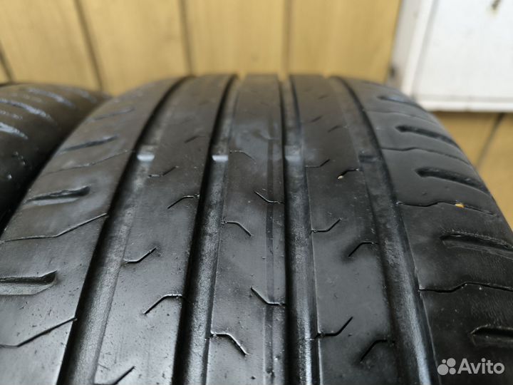 Continental ContiEcoContact 5 215/55 R17 94V