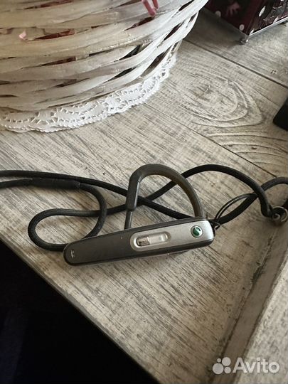 Гарнитура - Sony Ericsson